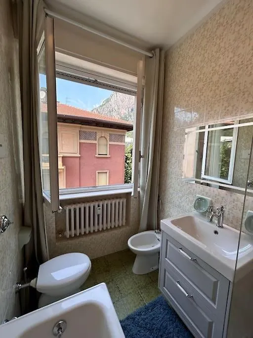 Sweat Home -New 5 Star- Holiday Home Lecco 0*,